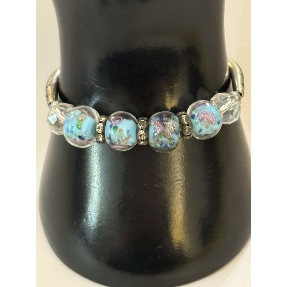 Blue Foil Art Glass Beaded Bracelet With Gold Foil Stretch